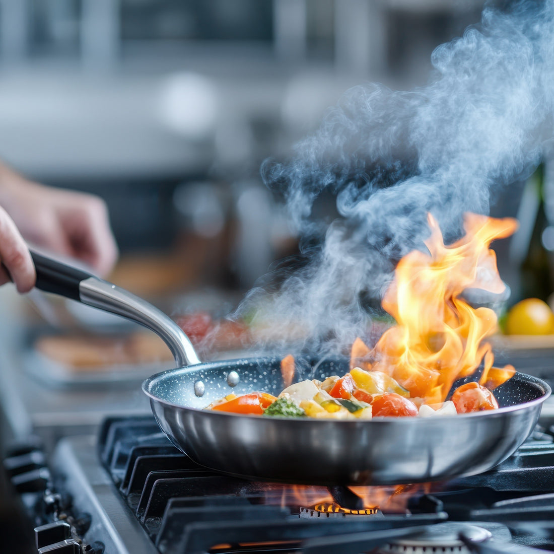 Die 10 häufigsten Fehler beim Kochen mit Pfannen – und wie du sie vermeidest